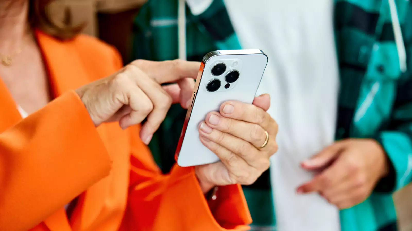 De grens tussen vaste telefonie en mobiel is de afgelopen jaren flink vervaagd.